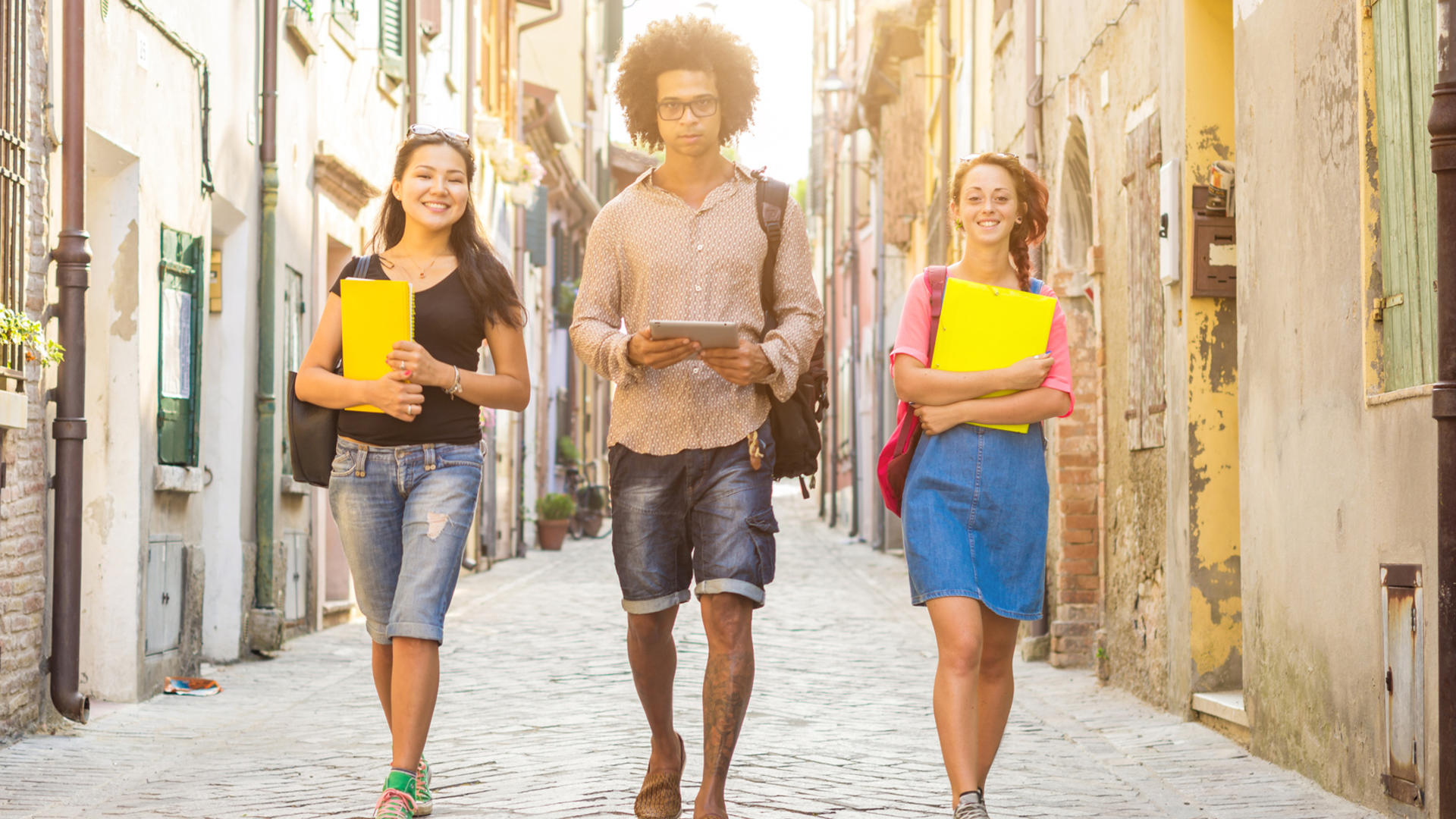 étudiants rue cahiers